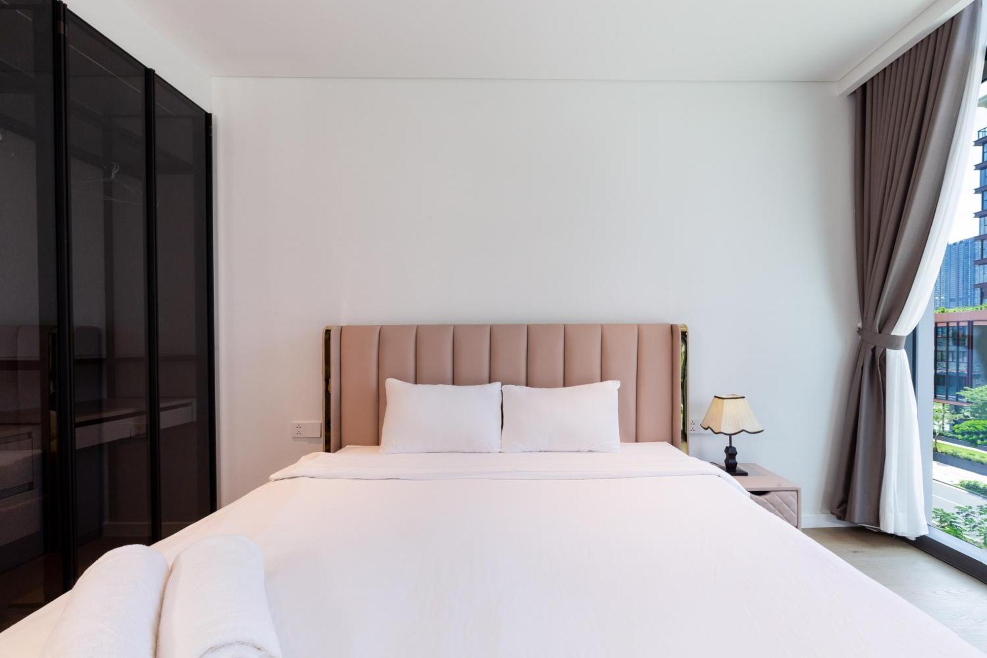 The Metropole -Complex "Opera, Crest, Galleria " -Free Pool-Gym-Sauna Room-Yoga Room Ho Chi Minh-staden Exteriör bild