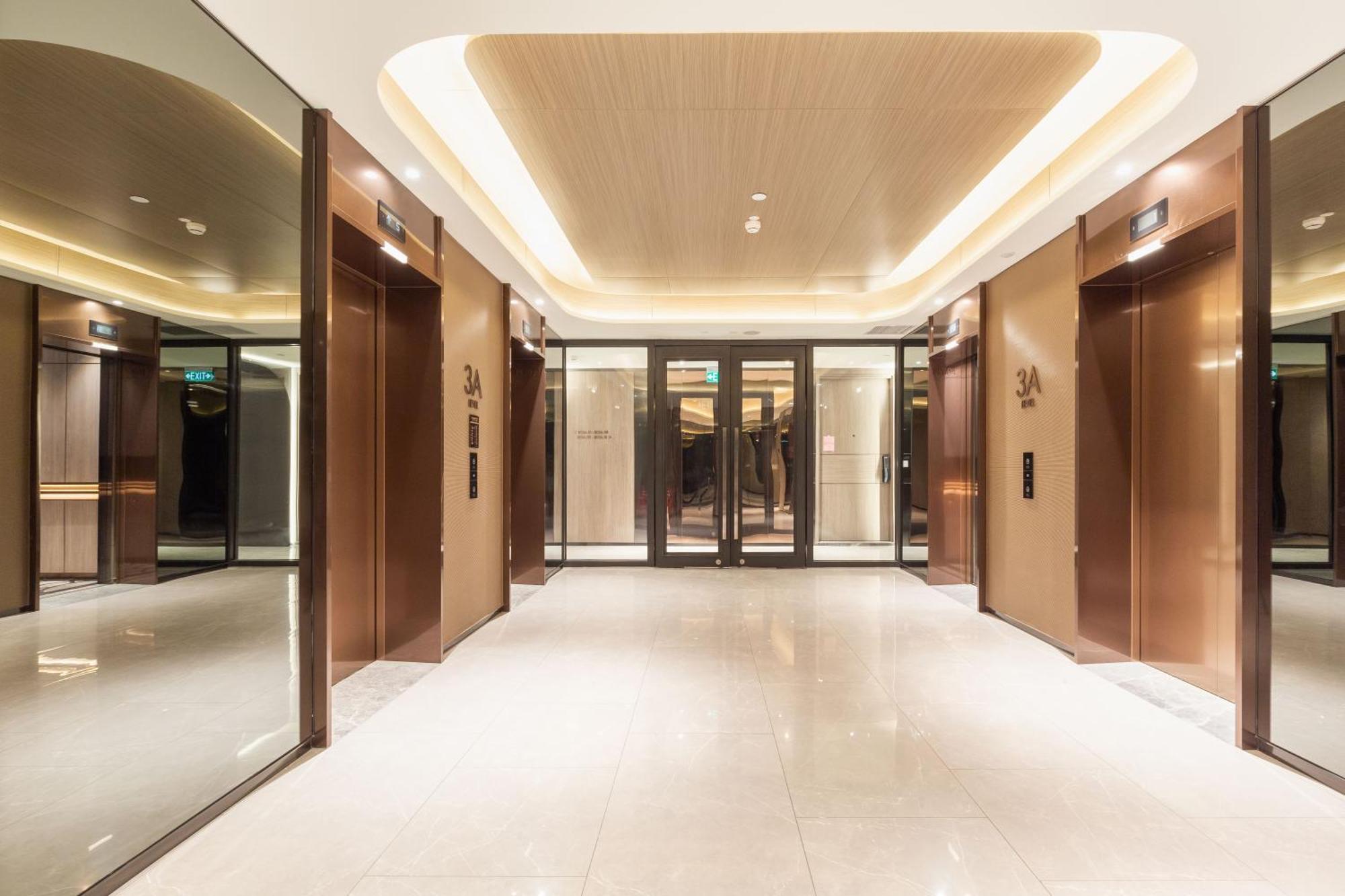 The Metropole -Complex "Opera, Crest, Galleria " -Free Pool-Gym-Sauna Room-Yoga Room Ho Chi Minh-staden Exteriör bild